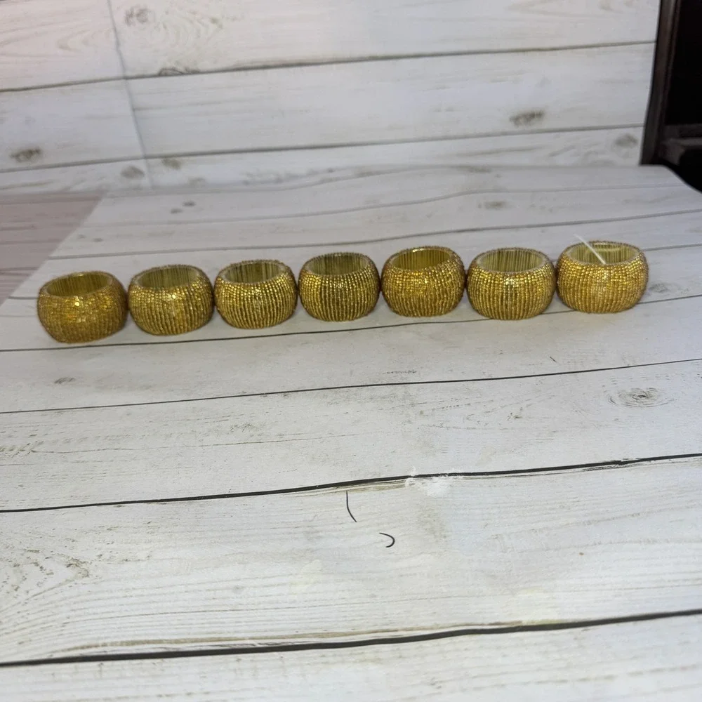Linens'n Things Gold Beaded Napkin Rings Set of 7‎ Elegant Table Decor